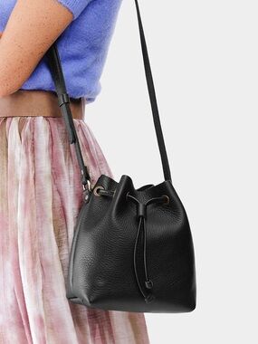 Women's Black Portland Leather Goods Drawstring Bucket Purse